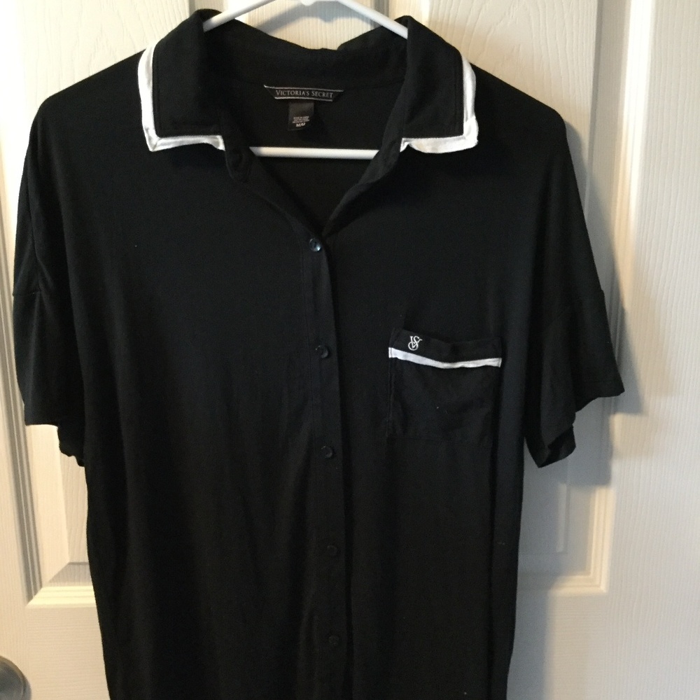 Victoria Secret Black Sleep Top Size M NWOT